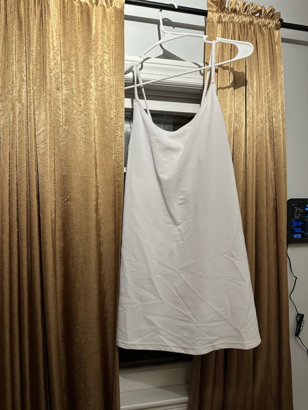 Onzie Classic White tennis 🎾 Dress with Thin Straps built-in bra and shorts M/L